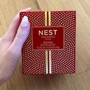 NEST luxury holiday scented candle